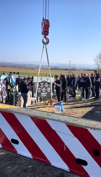 Ce a apărut în locul unde au murit cei 7 suporteri PAOK. Ți se rupe sufletul!