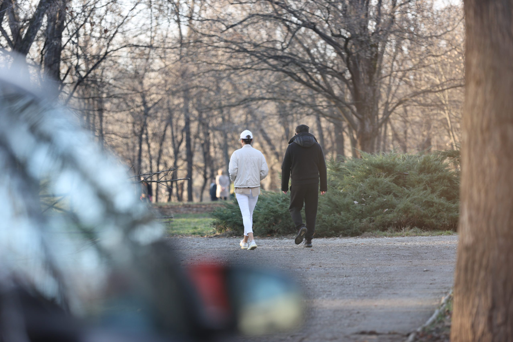 Alina Geambazi și Cosmin Corendea se retrag din parcul Herăstrău