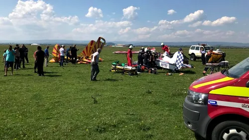 Două avioane de mici dimensiuni s-au ciocnit în zbor și s-au prăbușit, la Suceava! Care este starea piloților