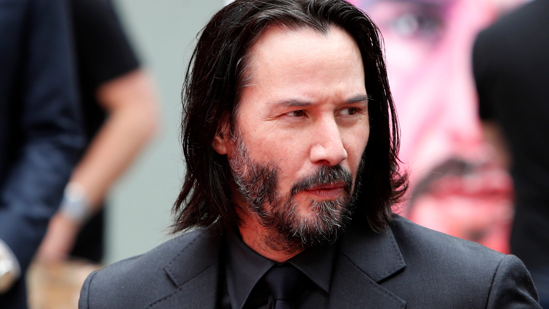 Keanu Reeves, de nerecunoscut după noua schimbare de look. „Nu mai pare că e el”