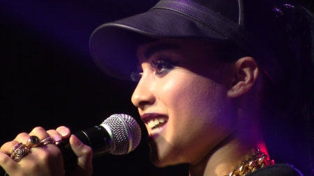 Natalia Kills spera sa-si gaseasca un iubit in Romania! Artista a fost impresionata de modul in care a fost tratata in Bucuresti!