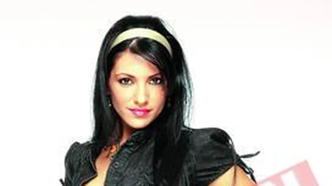 Celia strange bani pentru casa