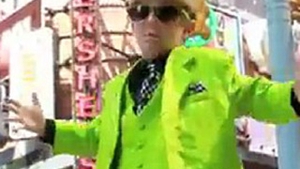 VIDEO Super tare! Un pusti rapper de 9 ani arata cum se practica "Gangnam Style"  la New York! Pregateste-te sa mori de ras!