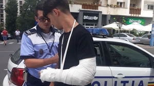 Fiul judecătorilor din Craiova a fost prezentat la mandat. Primele imagini cu tânărul, după accident