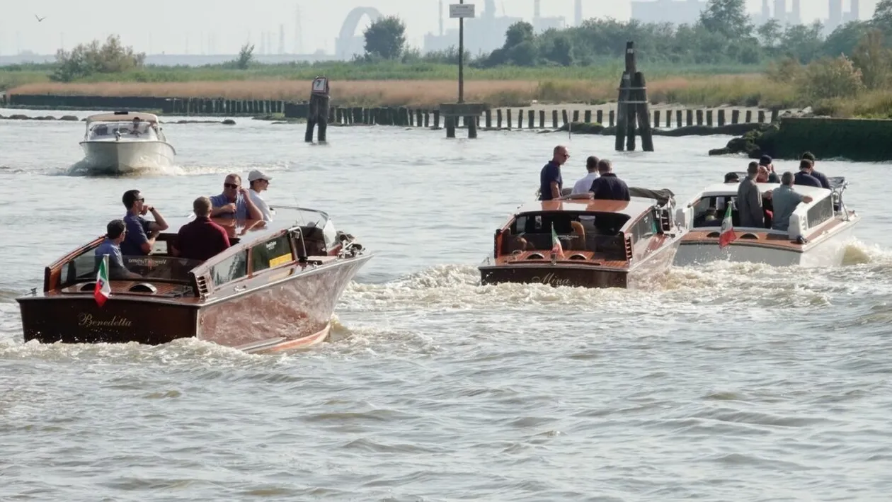 Fiica lui Donald Trump, zărită la Veneția, cu soțul și copiii. Ce alte celebrități mai sosesc la nunta lui Jeff Bezos