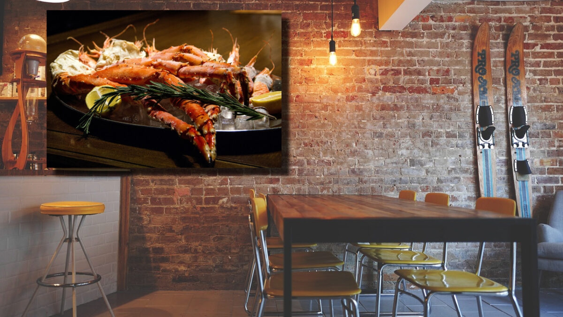 I-a stat inima! Un turist a chemat poliția, într-un restaurant din Singapore, când a văzut nota de plată. Cât avea de achitat pentru 4 platouri cu preparate din pește și crustacee