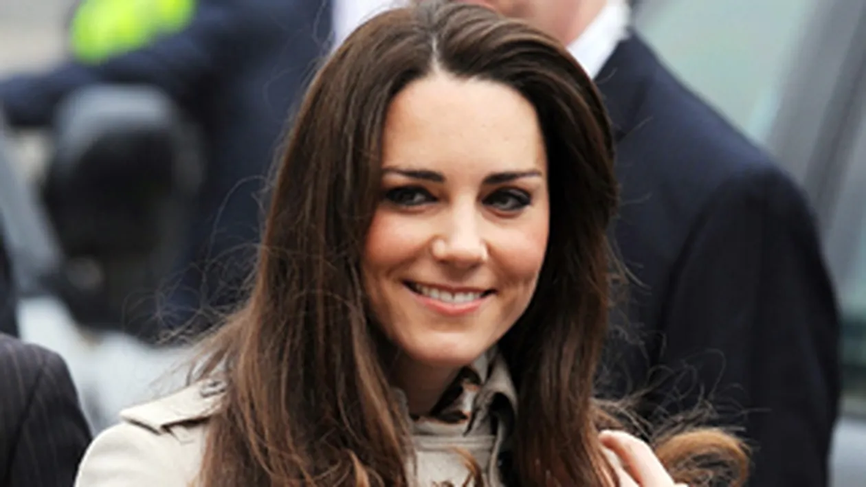 Kate Middleton da tonul in moda pensatului! Tot mai multe femei vor sa aiba sprancene identice cu cele ale Ducesei de Cambridge