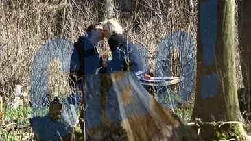 Dupa el i s-au aprins calcaiele Ralucai Moianu, una dintre cele mai serioase doamne din showbiz! Cameramanul Andrei a filmat ultimele videclipuri pentru Voltaj, Vunk si Alb Negru!