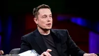 DJ-ul lui Elon Musk a venit în România! Cum arată sexy-blondina care va face senzație la petrecea de Halloween de la Castelul Bran