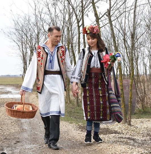 Vulpița și Viorel au împreună o fetiță