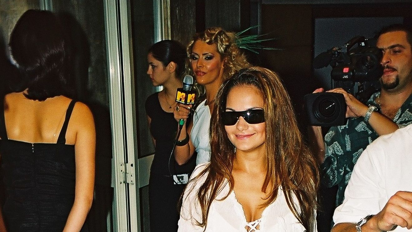 Plicul din 2007 care a întârziat 19 ani: Andreea Antonescu, MTV, Predator pe covorul roșu și scandalurile care au ținut România cu ochii cât cepele