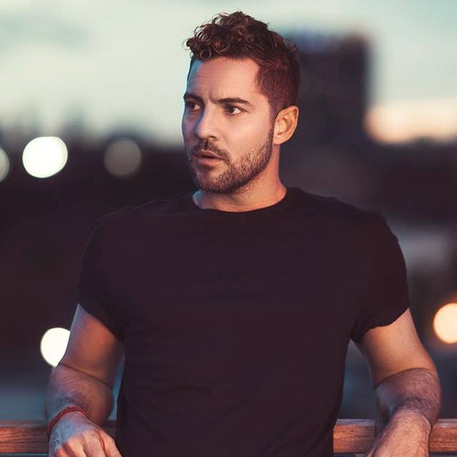 David Bisbal s-a căsătorit cu Rosanna Zanetti! Imagini cu cei doi de la nuntă