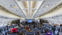 Adevăratul motiv pentru care este atât de frig în avion! Are legătură cu siguranța pasagerilor