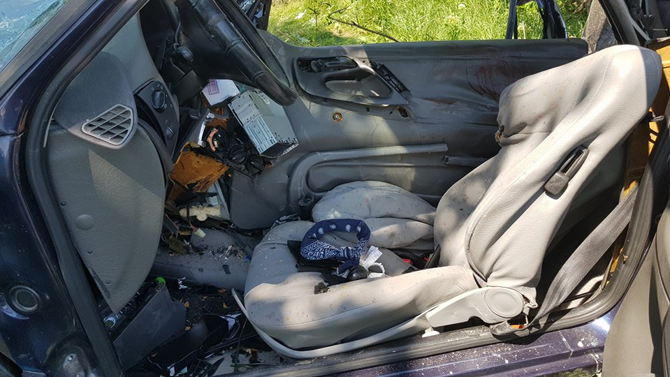 Mașinile implicate în accident s-au făcut zob