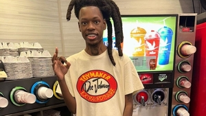 Un rapper american a fost împușcat mortal chiar la petrecerea de ziua lui! Julio Foolio tocmai ce împlinise 26 de ani