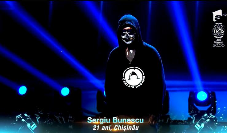 Carla’s Dreams, înlocuit la masa juraților de la “X Factor”, după ce paparazzii CANCAN.RO l-au surprins fără mască. Adevărul despre această decizie a artistului