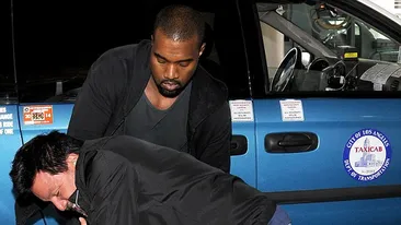 Iubitul lui Kim Kardashian a ajuns la limita răbdării! S-a enervat pe un fotograf si l-a agresat fără să stea pe gânduri