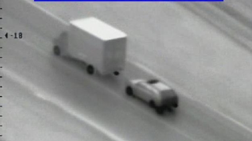 Cascadoriile uluitoare la care au apelat niște hoți români pentru a goli un TIR în trafic, cu 100 km/h VIDEO
