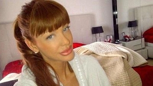 Poza asta nu a fost publicata niciodata! Bianca Dragusanu, cu lenjeria intima la vedere, pe vremea cand era "blonda lui Bote"