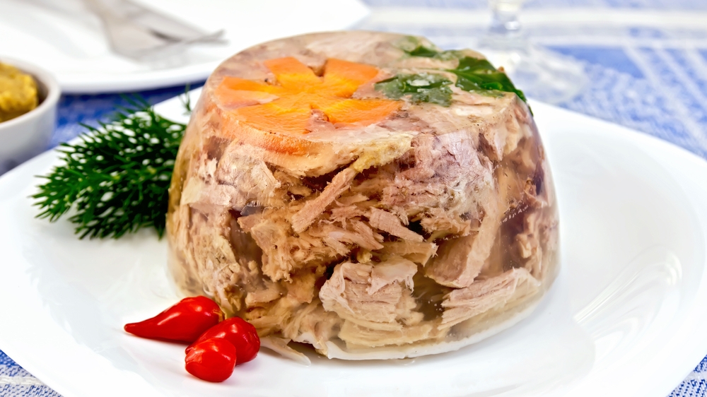 Secretul piftiei de porc. Ce trebuie să faci pentru a se închega bine