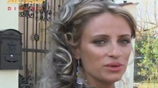 Admiratorul Sanzianei Buruiana, Marius Baldovin: "I-am oferit 2000 de euro de ziua ei, i-am cumparat un inel de 10 grame"