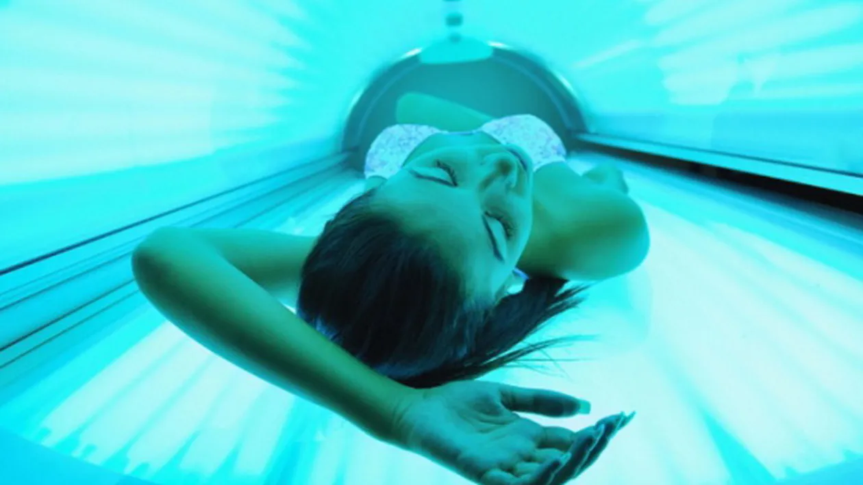 Mergi la solar? Ar fi bine sa stii ASTA inainte de a alege sa te bronzezi printr-o astfel de metoda!