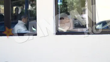 Stelistii care le-au facut cea mai mare aroganta dinamovistilor sunt de nedespartit! S-au premiat cu o ciocolata