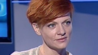 Dana Nalbaru are grija de alimentatia fetitei ei, insa mai face si exceptii: "I-am dat Sofiei cartofi prajiti de la fast-food"