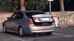 Fenomen periculos la Mamaia, descoperit de poliţişti. Agenţii s-au uitat în portbagajul acestei maşini şi au aflat ce se întâmplă, de fapt, în staţiune