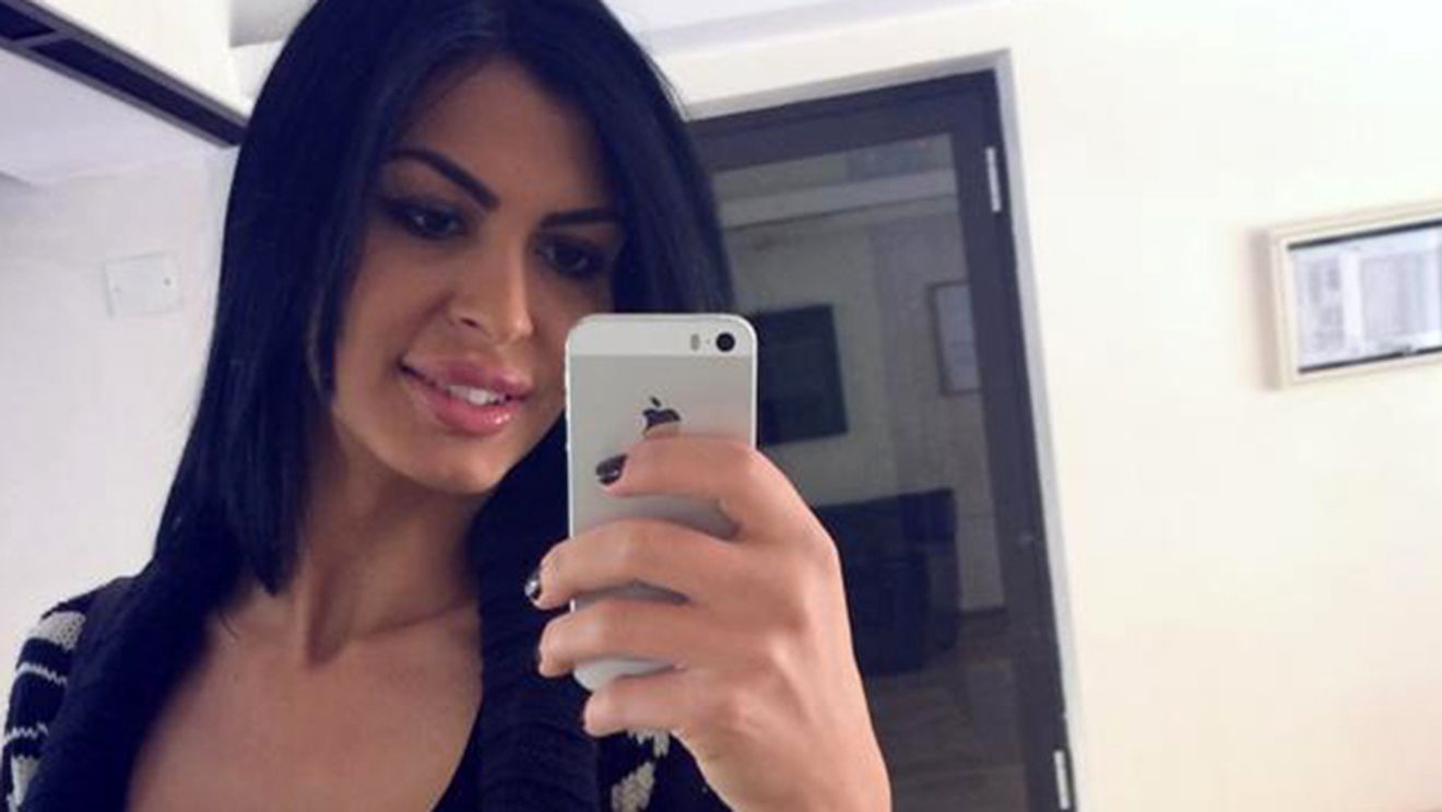 Cel mai sexy cadou cu putinta! De ziua ei, Madalina Pamfile a pozat intr-un costum de baie cu 3 numere mai mic