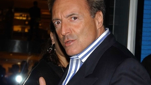 Şoferul LOREDANEI GROZA e „bonă” cu juma’ de normă pentru ARMAND ASSANTE!