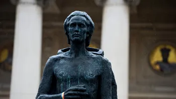 Ce părere ar avea Mihai Eminescu despre România de astăzi. 176 de ani de la nasterea poetului național