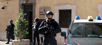 Ture de noapte, ca la CLUB! Polițiști acuzați că dormeau și refuzau misiuni