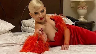 Lidia Buble s-a afișat în costum de baie, după ce a pus câteva kilograme în plus. Cum arată aceasta acum?