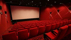 Anunțul făcut de Guvern! Ce reguli trebuie să respectăm atunci când mergem la cinema