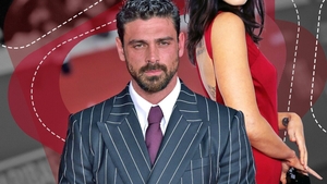Sfârșitul ”telenovelei” cu Nikita, începutul unui alt scandal: Michele Morrone, acuzat că ar fi amantul unei actrițe celebre și... însărcinate!