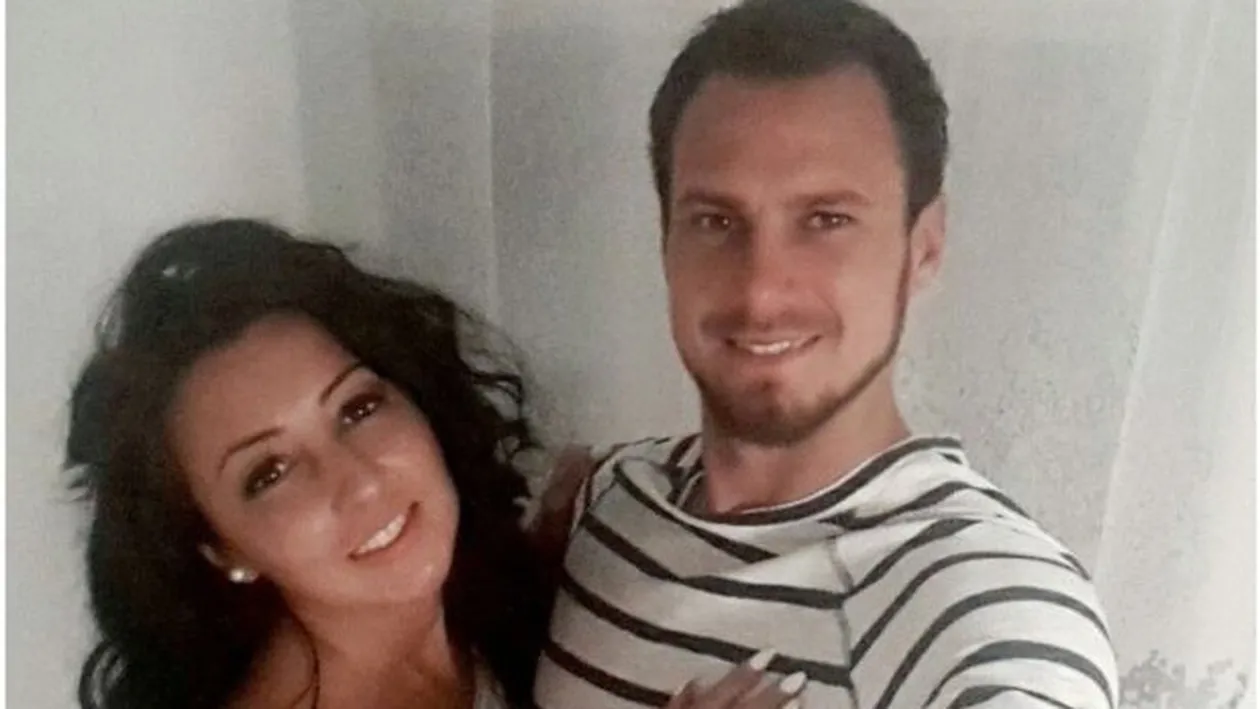 E cu burta la gură dar... Cum s-a pozat MEDANA din ”Insula iubirii”