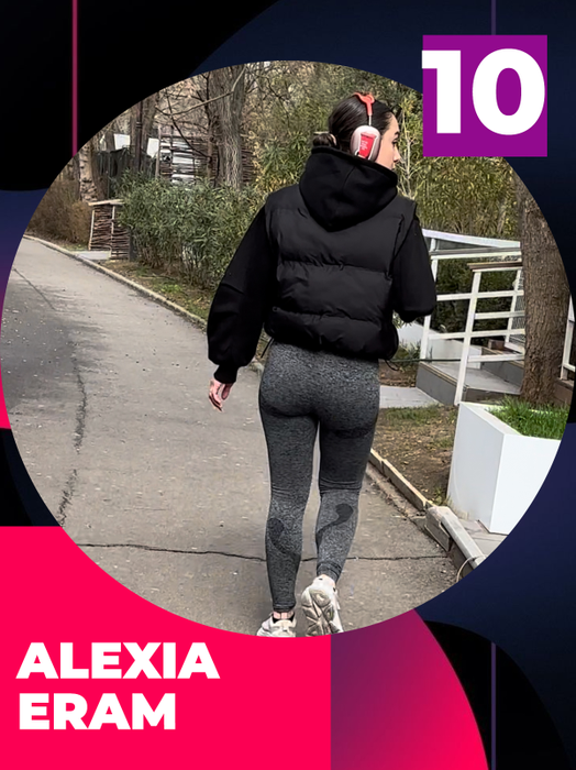 TOP 10 vedete care ridică temperatura chiar și în sezonul rece. Otniela, Bianca Drăgușanu sau „Memelusa”, imposibil de ignorat în cei mai îndrăzneți colanți