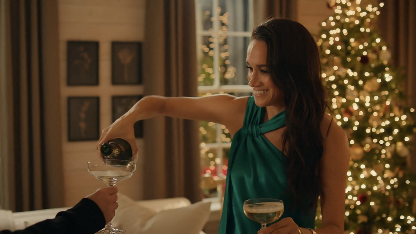 Meghan Markle, făcută praf de internauți după ce și-a lansat propria ciocolată. „N-am de gând să dau atât pe ceva cu arome ciudate. Scârbos!”