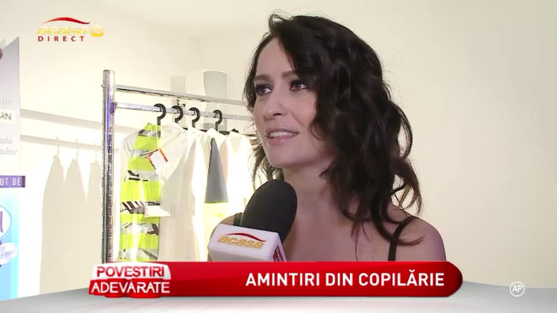 Amalia Nastase a fost "ratusca cea urata" in copilarie! "Aveam o fata de baiat si eram tunsa scurt"