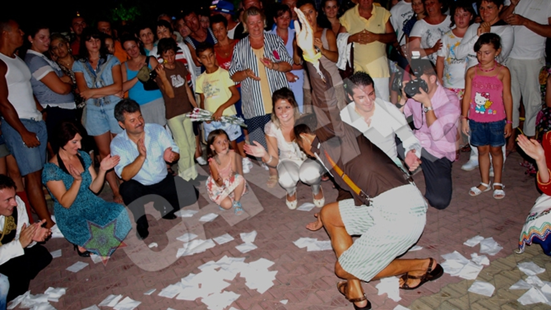 Radu Mazare a dansat pe muzica greceasca