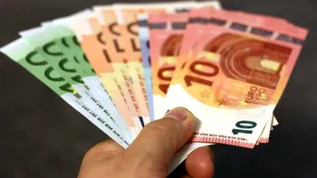Se dau câte 100 de euro pentru familiile cu venituri reduse. Unde se va întâmpla acest lucru