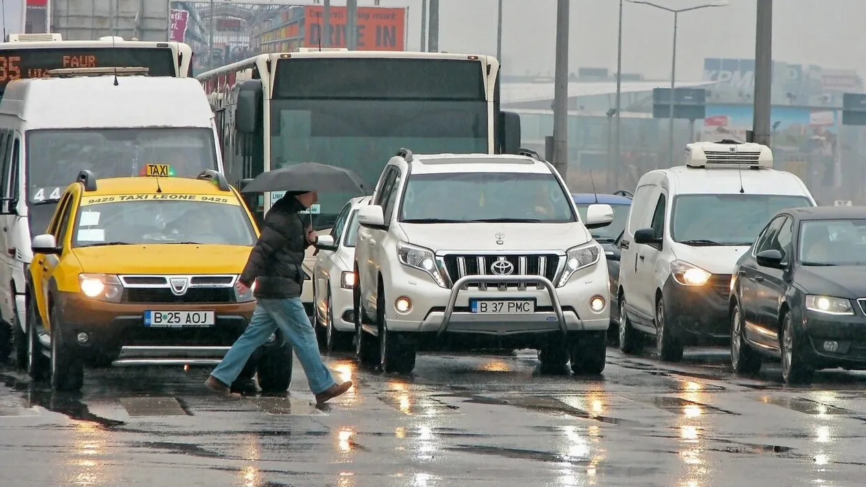 Trafic restricționat timp de 4 nopți în București. Liniile de transport public au fost modificate