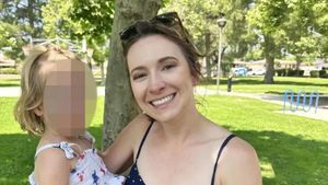 Această tânără lucrează doar 5 minute pe zi și câștigă 6.000 de euro lunar. Cum e posibil așa ceva