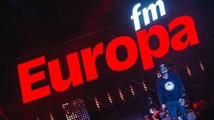 Europa FM a ocupat marea! Peste 200.000 de oameni au cântat şi au dansat timp de 3 zile la „Live Pe Plajă”