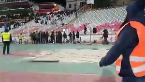 Scene halucinante în timpul Dinamo-Viitorul 0-4! Ultraşii dinamovişti au vrut să intre peste patronul Ionuţ Negoiţă! 