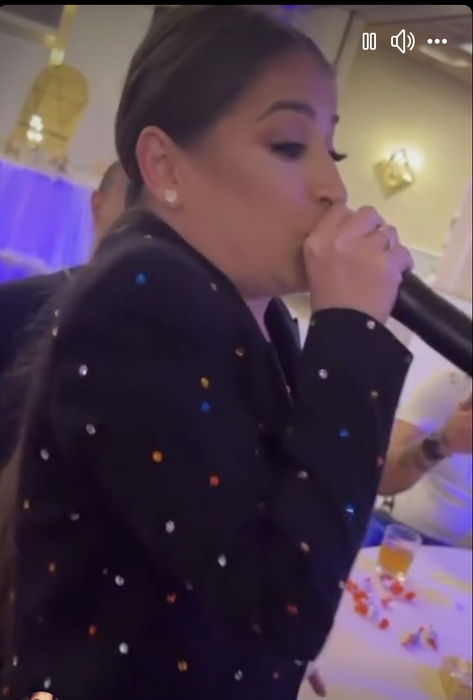 O mai ții minte pe Loredana Anghelache de la X Factor?! Cum arată acum Prințesa de Aur la 39 de ani