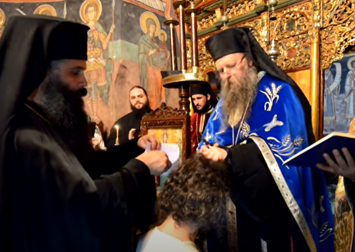 Cum devii călugăr. Care este ritualul ”tunderii în monahism”
