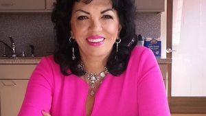 După ce a prezis divorţul dintre EBA şi SYDA, CARMEN HARRA a făcut anunţul bombă! Ce a declarat despre noua relaţie Elenei Băsescu: “Sunt foarte independente şi agresive…“
