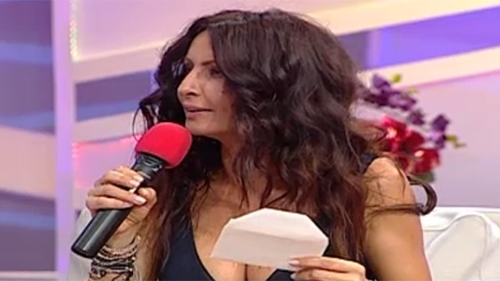 Schimb spunos de replici intre Teo Trandafir si Mihaela Radulescu: "Poti sa mi-o pui? / Arat la fel de bine si dezbracata"